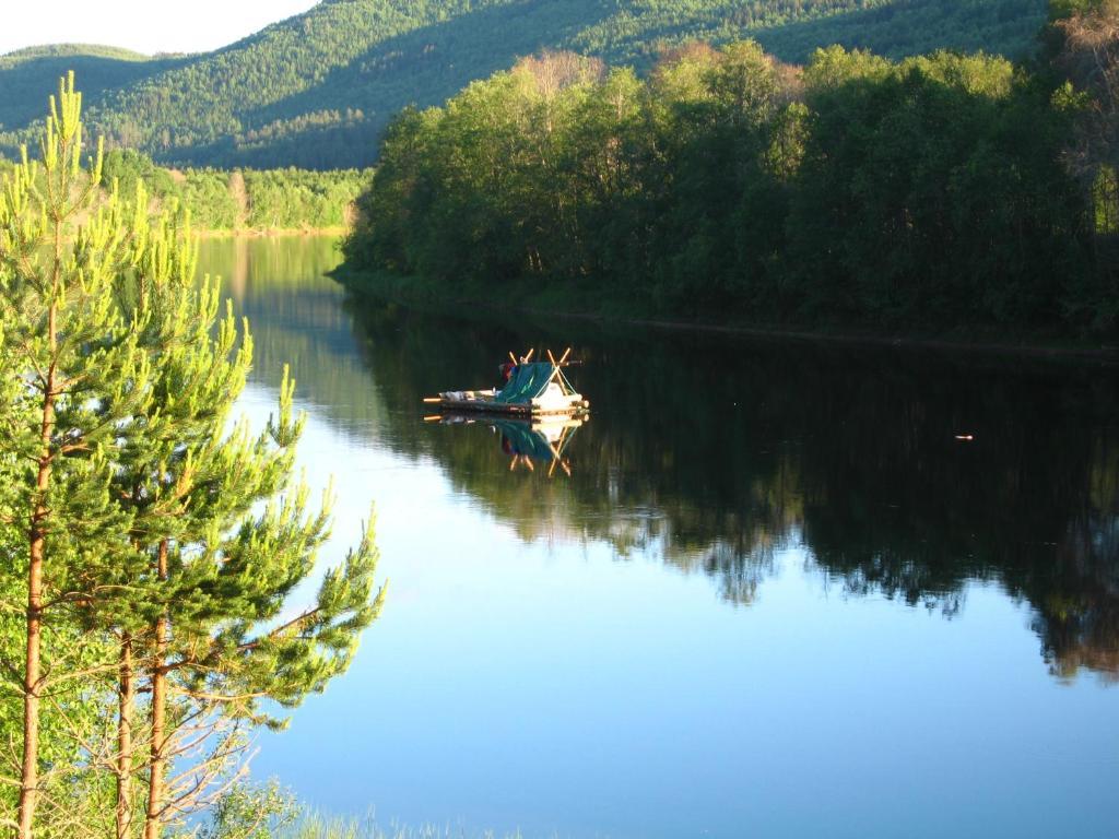 Klaralvens Camping Hotel Stöllet Стая снимка